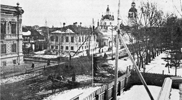 17. Вид с балкона бывш. губ. дома.jpg